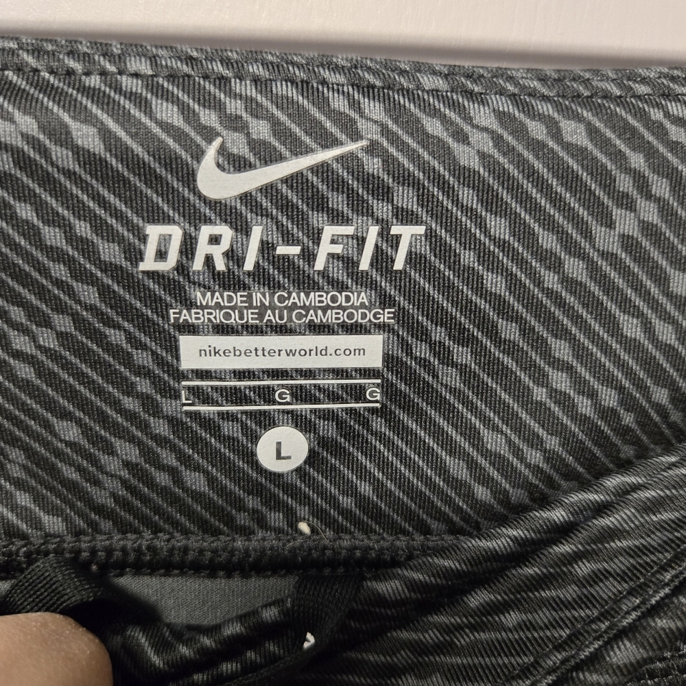 Nike Womens Dri Fit Meteor Printed Running Capri Leggings Size Large in Black - Picture 7 of 7